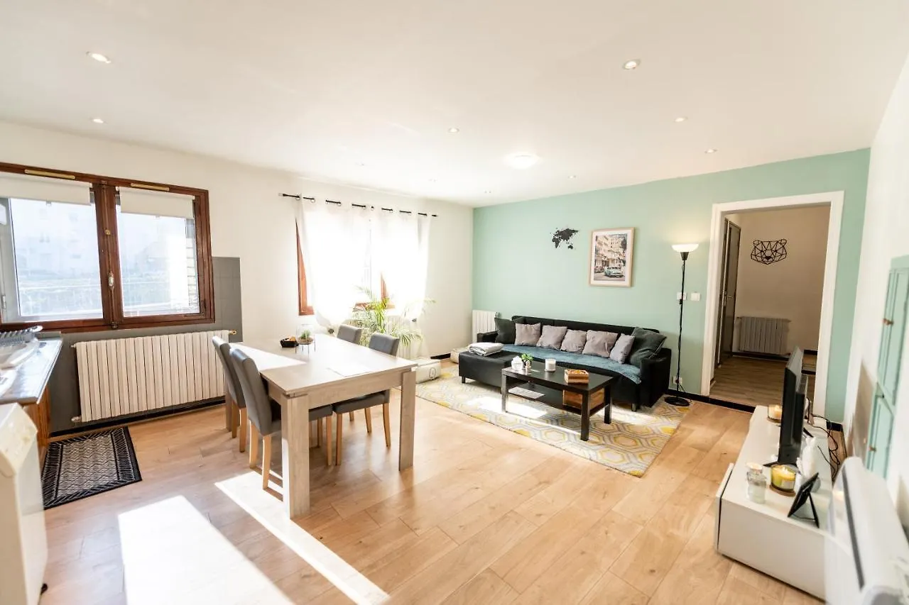 Appartement Aux Portes De Lyon Tout Confort Emplacement Ideale Netflix Givors Frankrijk