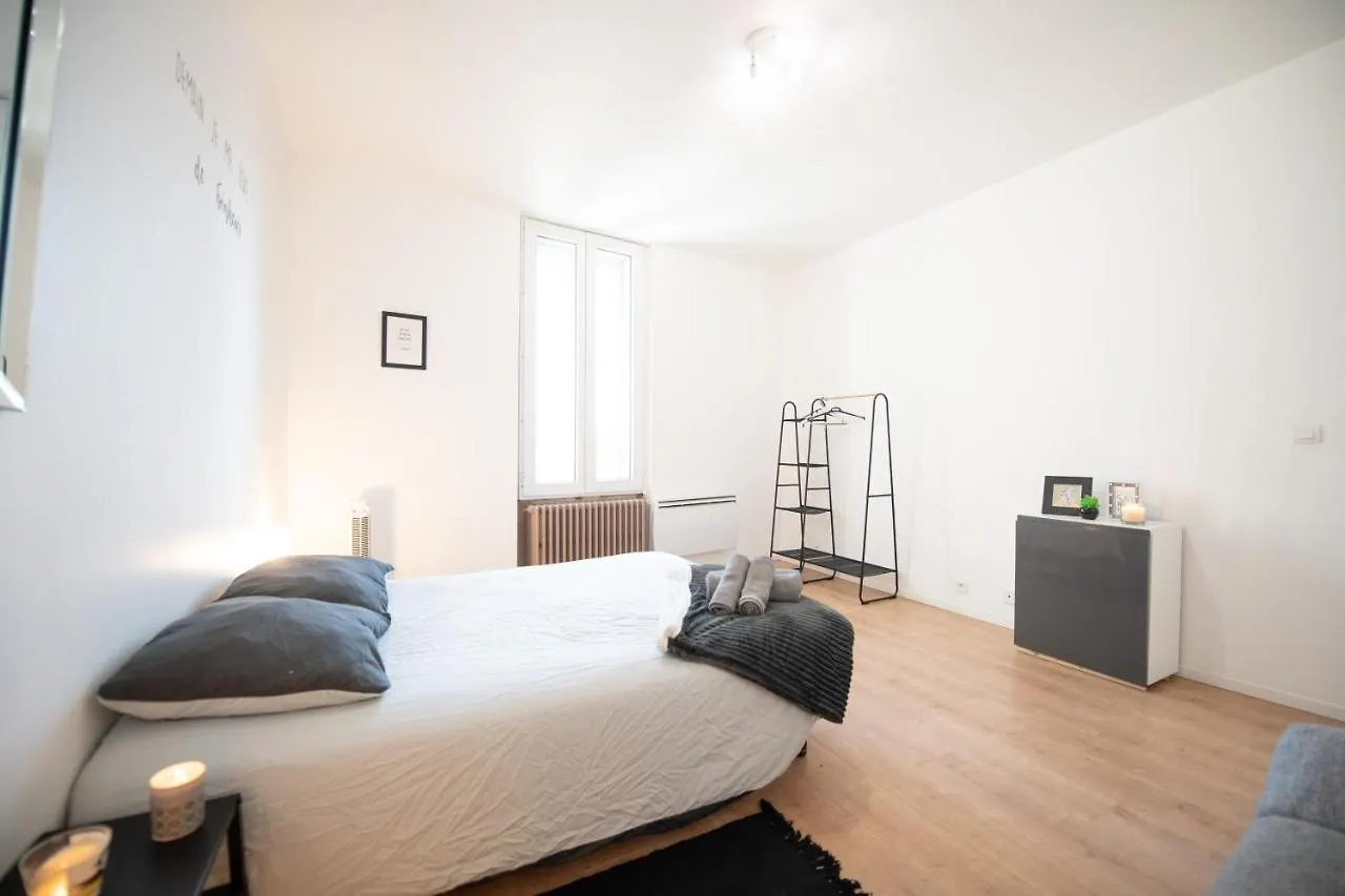 Aux Portes De Lyon Tout Confort Emplacement Ideale Netflix Givors 0*,