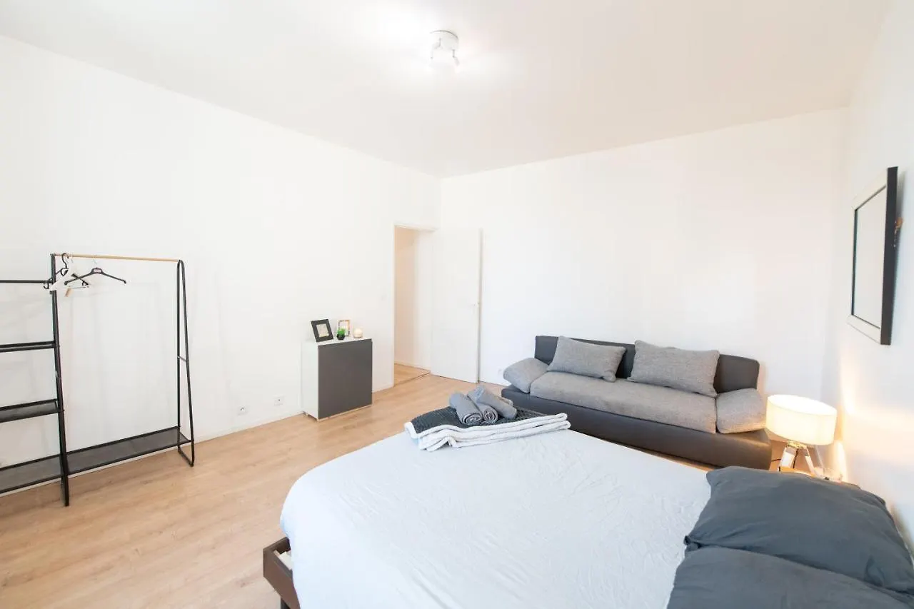 Aux Portes De Lyon Tout Confort Emplacement Ideale Netflix Givors Frankrijk